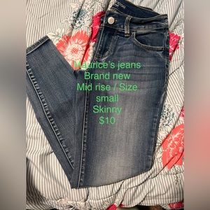 Maurice’s skinny jeans ( mid rise)